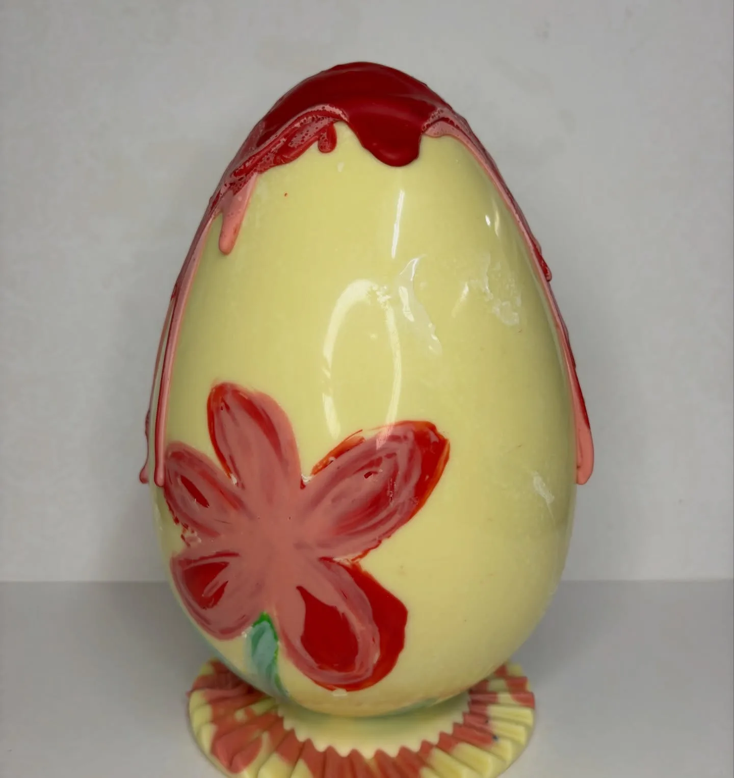 Uovo di Pasqua Dipinto Fiore
